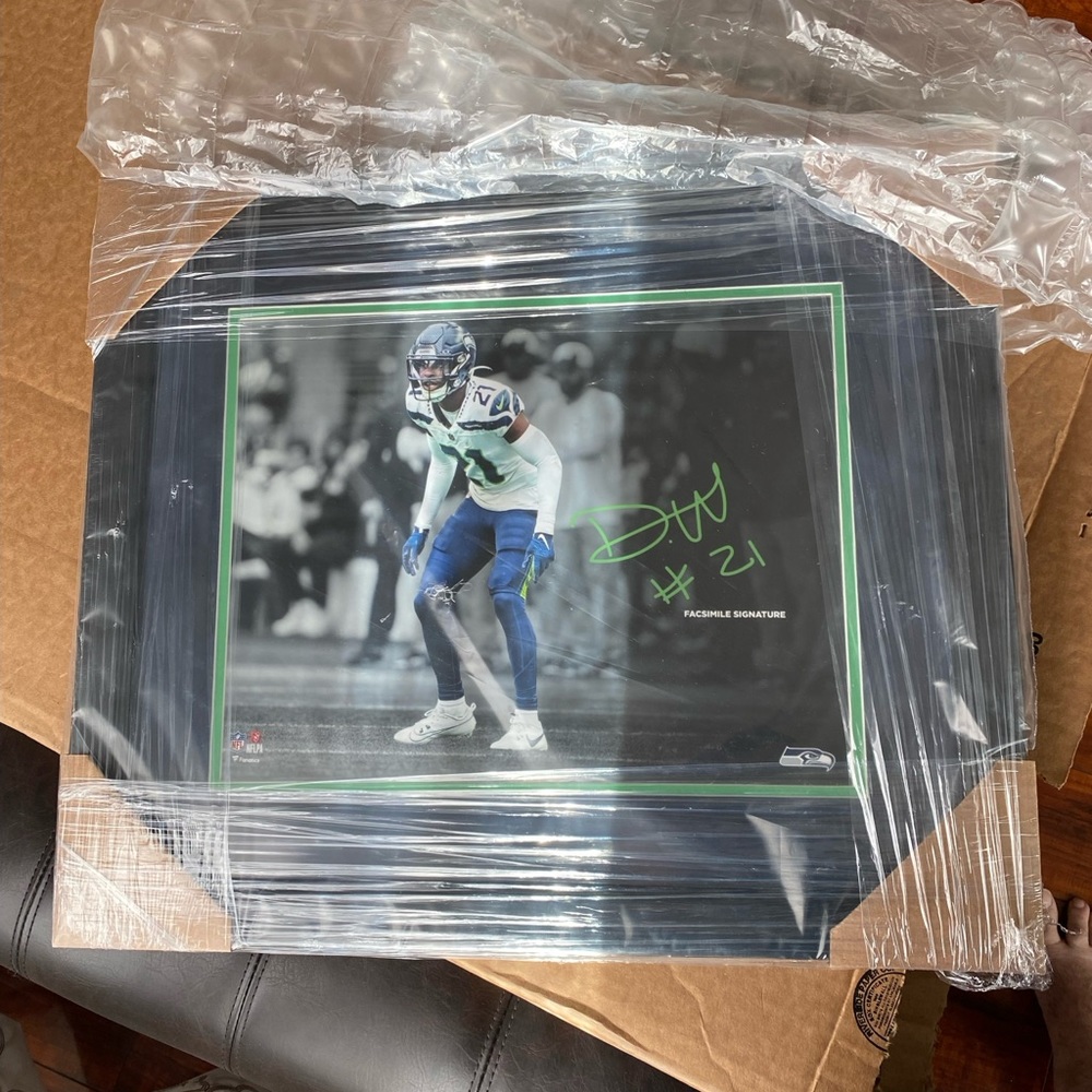 DEVON WITHERSPOON signed autograph